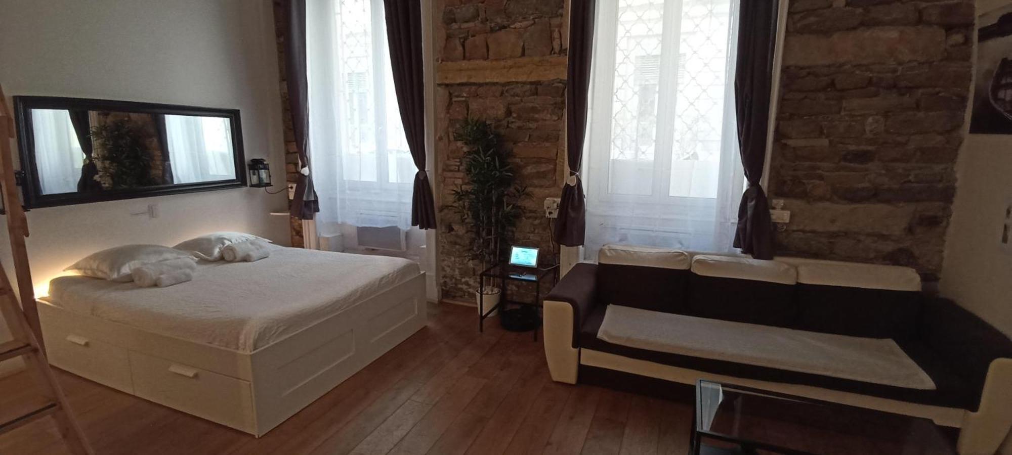Bed and Breakfast Loge De L'Opera Лион Экстерьер фото